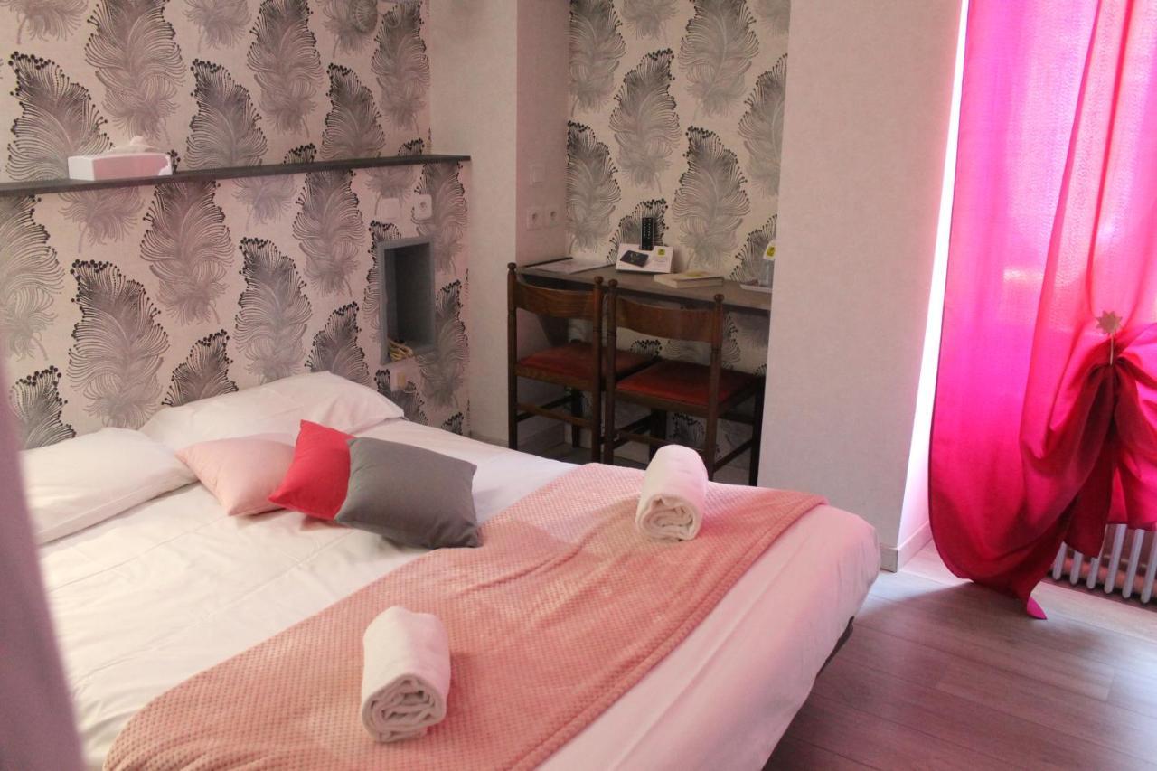 Logis Hotels - Auberge De L'Ile - Hotel 3 Etoiles Et Restaurant Creysse  Eksteriør bilde