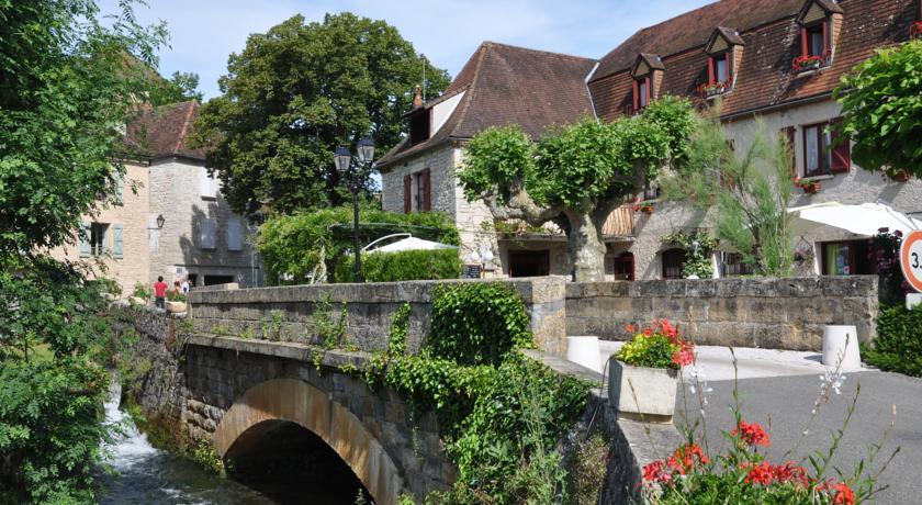Logis Hotels - Auberge De L'Ile - Hotel 3 Etoiles Et Restaurant Creysse  Rom bilde