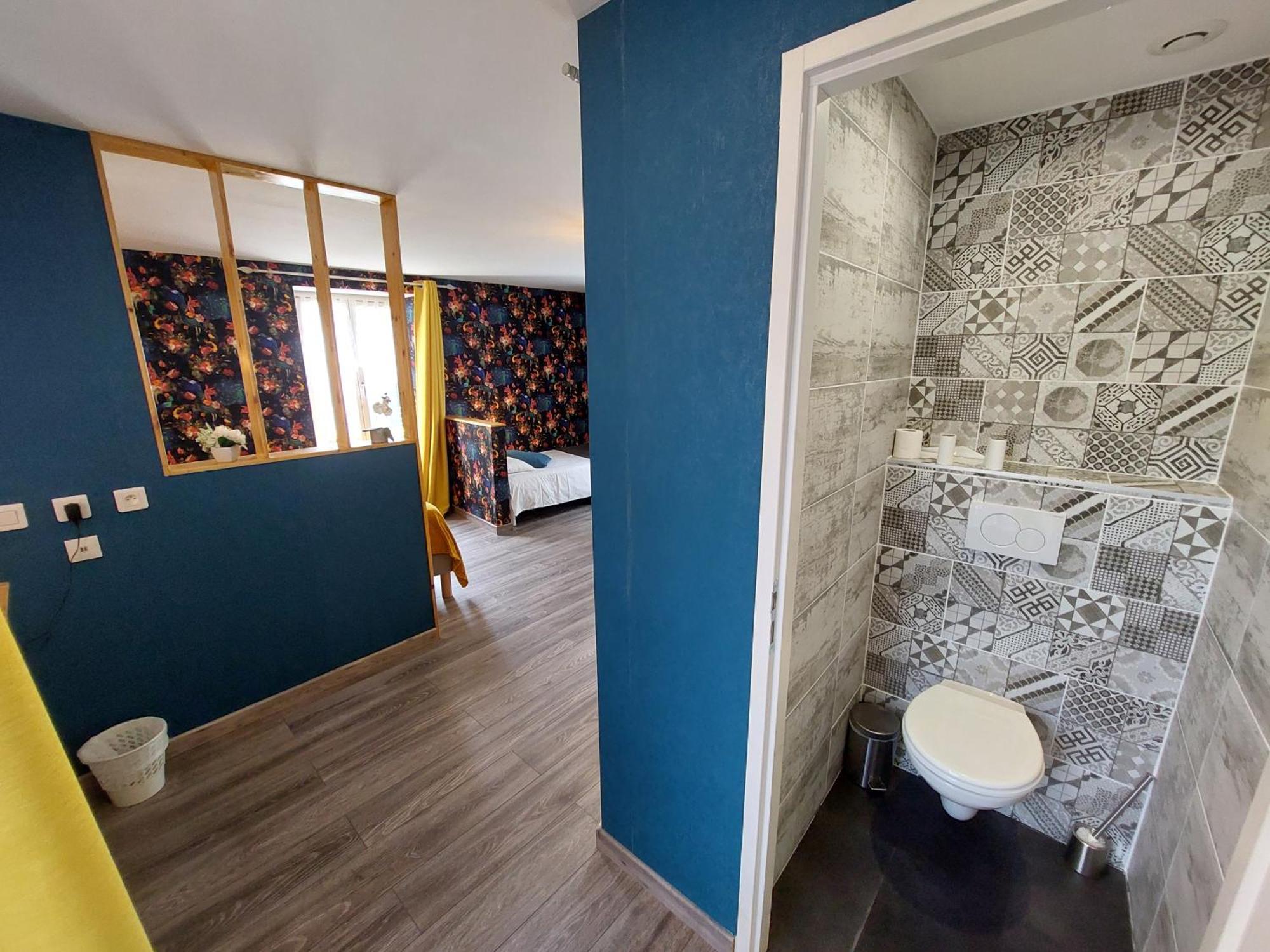 Logis Hotels - Auberge De L'Ile - Hotel 3 Etoiles Et Restaurant Creysse  Eksteriør bilde