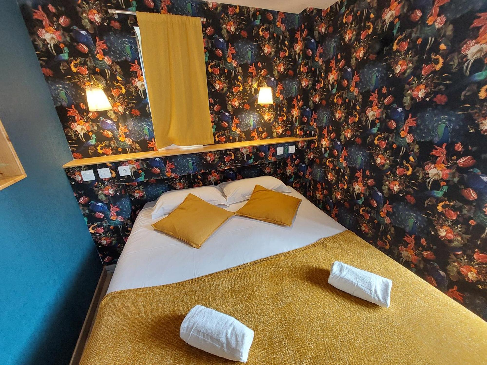 Logis Hotels - Auberge De L'Ile - Hotel 3 Etoiles Et Restaurant Creysse  Eksteriør bilde
