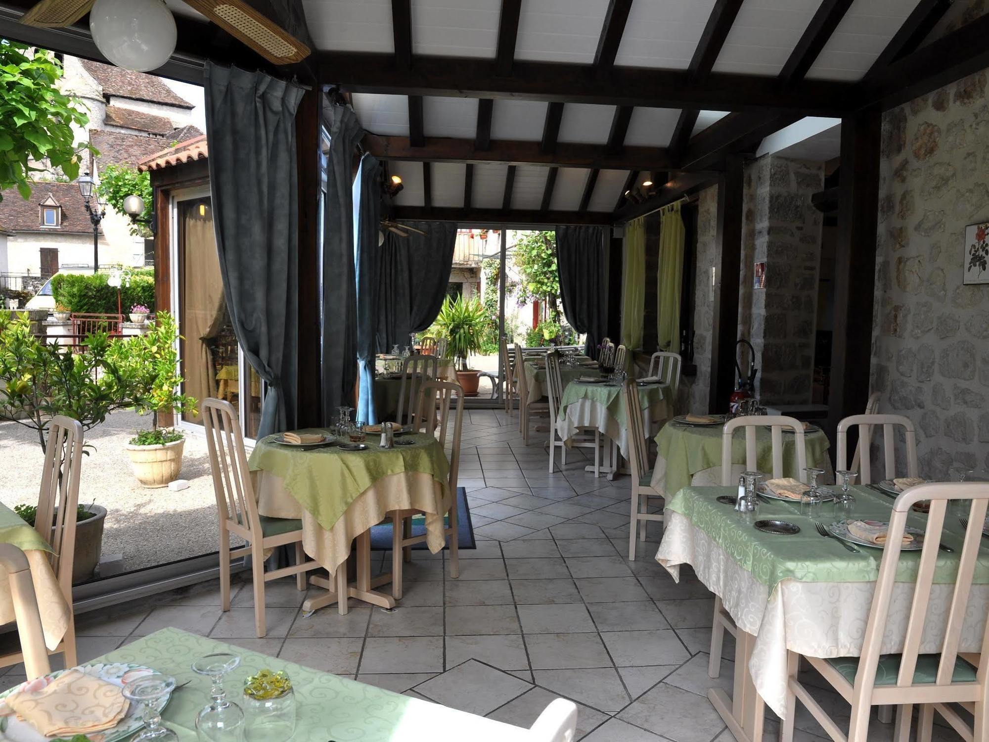 Logis Hotels - Auberge De L'Ile - Hotel 3 Etoiles Et Restaurant Creysse  Eksteriør bilde
