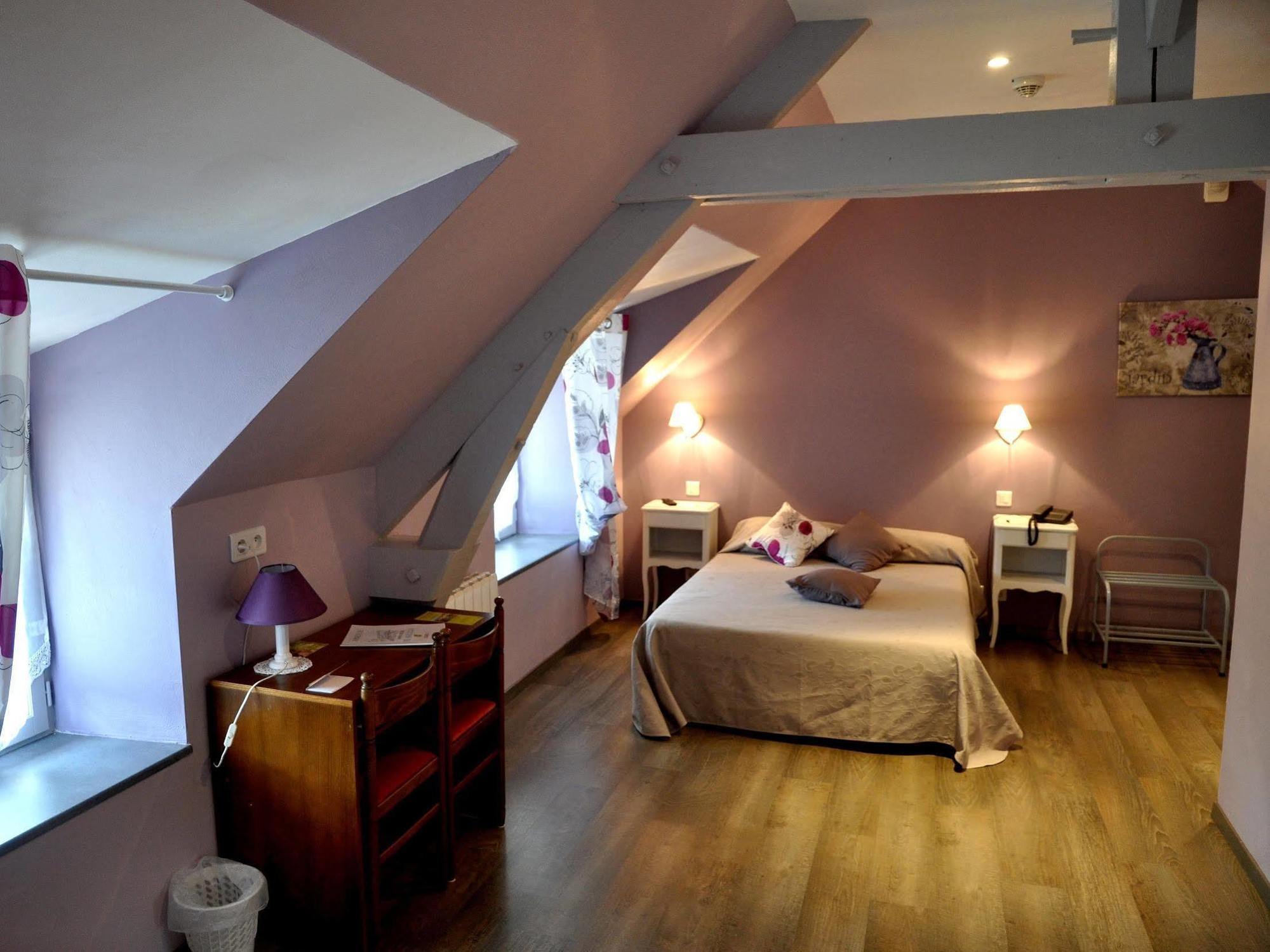 Logis Hotels - Auberge De L'Ile - Hotel 3 Etoiles Et Restaurant Creysse  Eksteriør bilde
